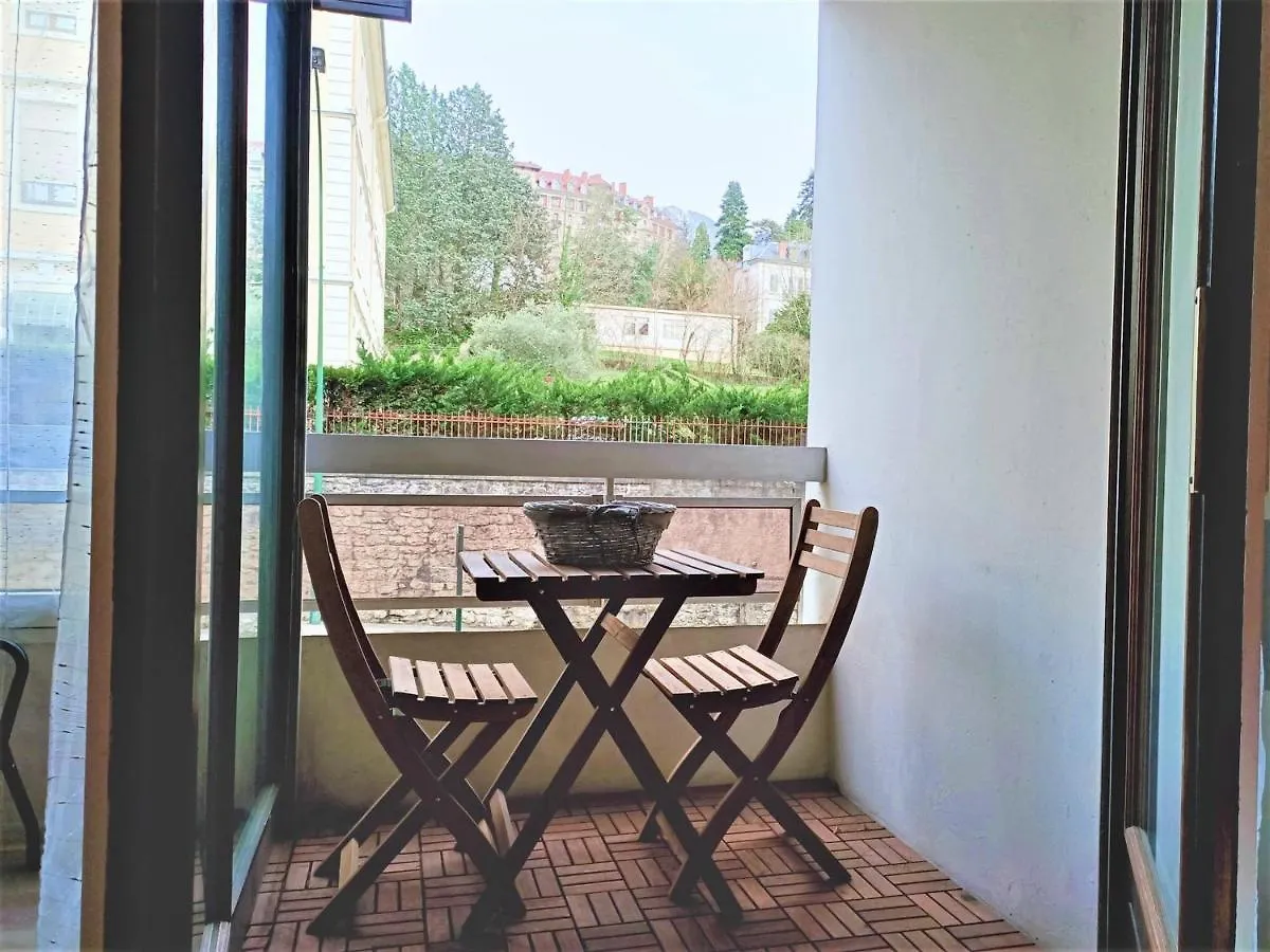 Apartment Studio Moderne A Aix-Les-Bains, Proche Centre-Ville Et Thermes, Avec Balcon Et Fibre Optique ! - Fr-1-555-37